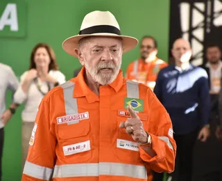 Lula ironiza relação de Flávio com Vorcaro: "Isso é caso de polícia"