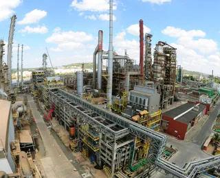 Mataripe de volta à Petrobras? Entenda o plano da estatal para a refinaria baiana