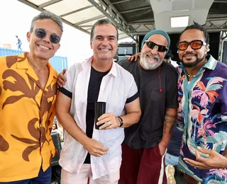 MUDEIdeNOME comanda a Volta no Dique no aniversário de Salvador
