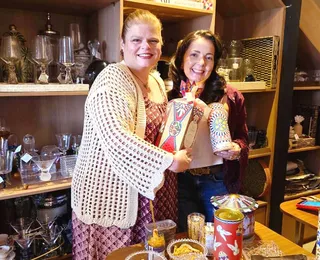 Nanda Lebram recebe degustação de Páscoa na Maison do Horto