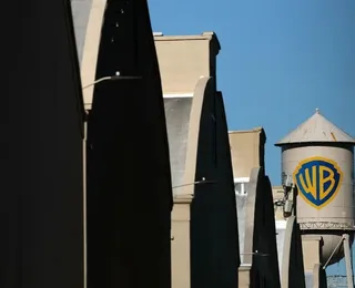 Warner Bros. Discovery assina venda para a Paramount Skydance