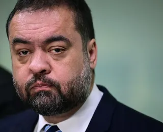 Cláudio Castro é alvo de buscas da PF por fraude em licenças ambientais