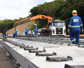 Obras do VLT alteram trânsito no bairro de Pirajá; veja mudanças