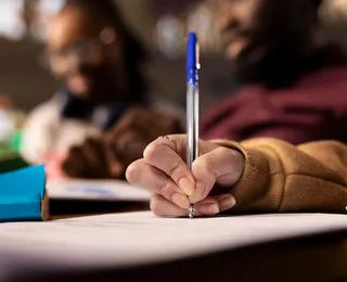 Cidade baiana abre inscrições para concurso com salários de R$ 2,2 mil