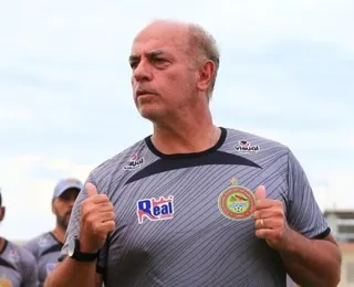 Técnico da Juazeirense é hospitalizado às pressas após jogo da Série D