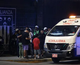 Tragédia no Futebol: estádio desaba e deixa 60 feridos e um morto