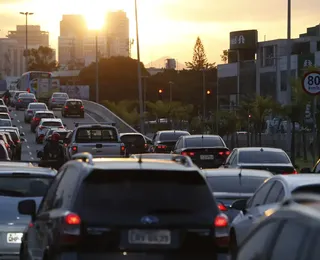 Uber testa cobrança extra inédita por viagem oferecida; mudança pode chegar ao Brasil