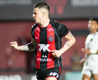 Vitória atropela o ABC e coloca um pé nas finais da Copa do Nordeste