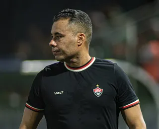 Vitória de Jair Ventura sofreu gols em todos os jogos como visitante no ano