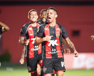 Vitória encerra série de tabus após eliminar o Flamengo em jogo épico