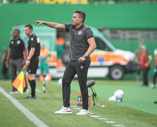 Jair Ventura vê "boa resposta" do Vitória fora de casa após empate