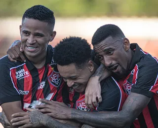 Vitória supera o Galícia e vai para semifinal do Baianão em vantagem