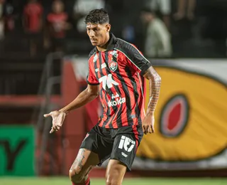 Zé Vitor mira boa sequência e pensa grande: "Olhar pra cima na tabela"