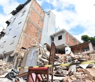 “Sabia que ia matar”: vizinhos acusam dono de prédio por tragédia em Salvador