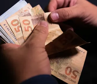 Profissão dos sonhos paga R$ 28 mil e é uma das mais desejadas do mundo