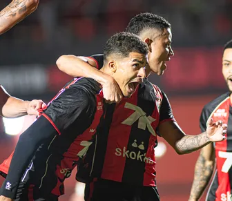 Novamente decisivo no Vitória, Renê revela meta de gols para temporada