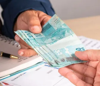 Calculadora simula renegociação das dívidas; veja como usar