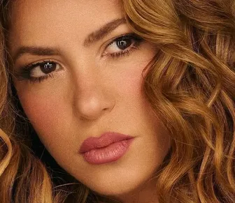 Shakira presta solidariedade após terremoto devastador na Colômbia