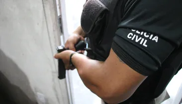 Homem investigado por violência doméstica é preso em Camaçari
