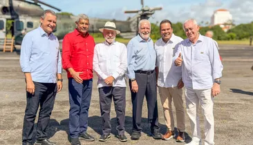Lula na Bahia: presidente entrega moradias e anuncia retomada da Fafen