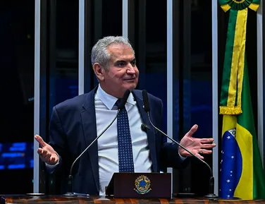 Angelo Coronel culpa tráfico de drogas por aumento da violência no Brasil - Imagem