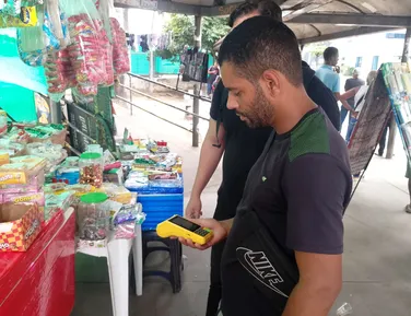 "Apagão" na Vivo trava vendas no centro financeiro de Salvador - Imagem