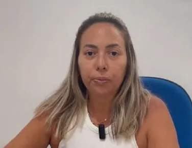 Auxiliar de Serviços Gerais assinava documentos de contas em prefeitura - Imagem