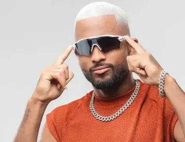 Cantor Zau O Pássaro morre em grave acidente na BR-116 - Imagem