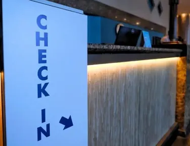Check-in digital: Hotéis de todo o Brasil têm até hoje para aderir nova regra - Imagem