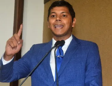 Comissão da ALBA entra em alerta contra cobrança abusiva no aeroporto - Imagem