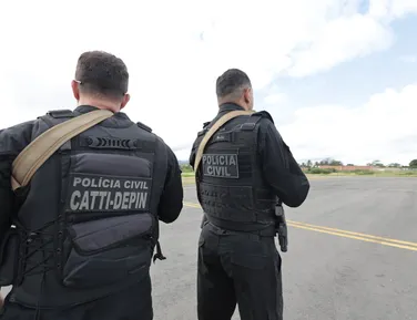 Homem é preso por compartilhar vídeos íntimos de ex-namoradas na BA - Imagem