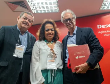 Evento em Salvador debate novo rumo dos indicadores educacionais na BA - Imagem