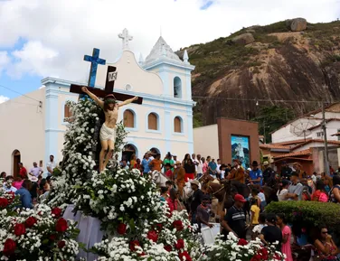Fé e tradição: Jerônimo acompanha Festa dos Vaqueiros e entrega obras em Milagres - Imagem