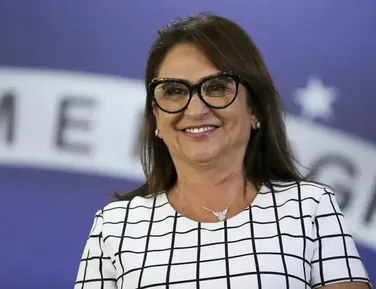 Filiação de Kátia Abreu ao PT gera revolta e pedido de anulação - Imagem