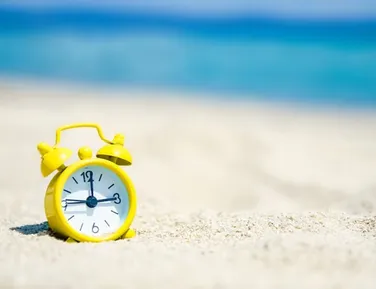 Horário de verão começa neste sábado e relógios devem ser adiantados - Imagem