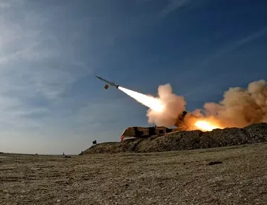 Trump já gastou mais de R$ 100 bilhões com mísseis contra o Irã - Imagem