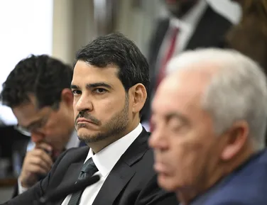 Jorge Messias avança na CCJ e terá destino no STF selado por senadores - Imagem