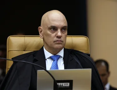 Lei da Dosimetria suspensa amplia pressão por impeachment de Moraes - Imagem