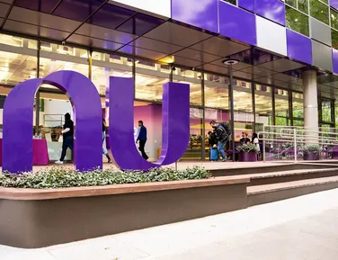 Nubank vai investir R$ 45 bi no Brasil para virar banco 'de verdade' - Imagem