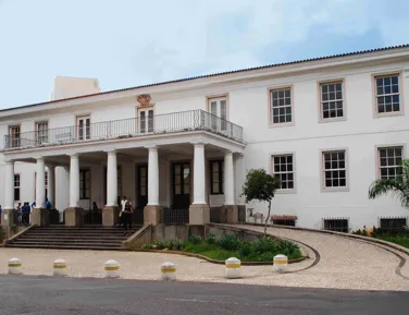 Estudantes acionam MPF para barrar licitação de R$ 30 milhões da UFBA - Imagem