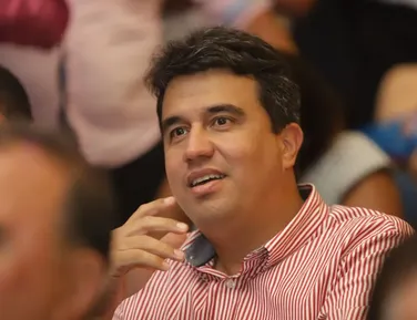 Quem é Adriano Lima, ex-prefeito de Serrinha, alvo da Polícia Federal - Imagem