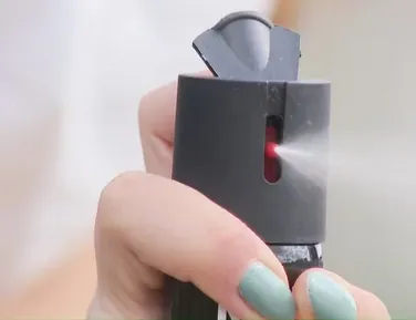 Spray de pimenta para mulheres: entenda como vai funcionar - Imagem