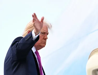Trump repete Napoleão e Hitler ao tensionar com a Igreja Católica - Imagem