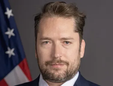 Visto bloqueado: Lula toma medida drástica contra assessor de Trump - Imagem