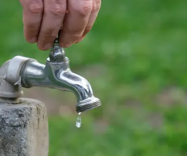 Mais de 10 bairros de Salvador ficam sem água nesta semana; veja a lista - Imagem