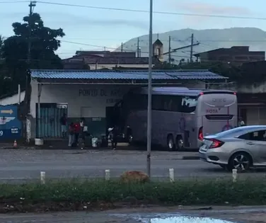 Acidente em Itambé: família relata choque após mortes e amputações de vítimas - Imagem