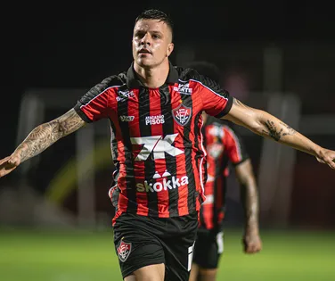 Após gol de falta, Kayzer conta detalhe do treino e papo com Camutanga - Imagem