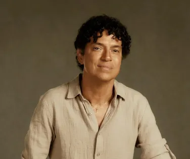 Após polêmica, Jorge Vercillo recebe título na Câmara de Salvador - Imagem