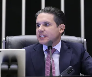 Após tarifas de Trump, Motta corre para aprovar acordo Mercosul-UE - Imagem