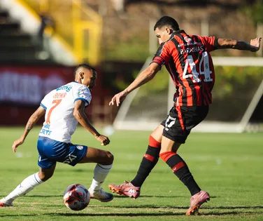 Bahia e Vitória podem se enfrentar já na semifinal do Baianão - Imagem